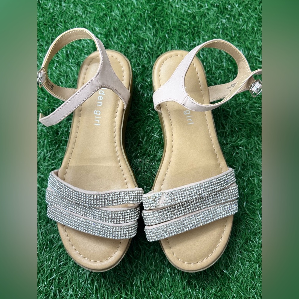 Madden Girl Silver‎ Sandals Size 2